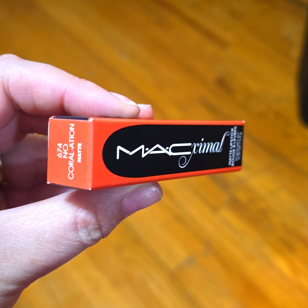 NEW ‼️ NO CORAL ACTION M·A·CXIMAL SILKY MATTE LIPSTICK
